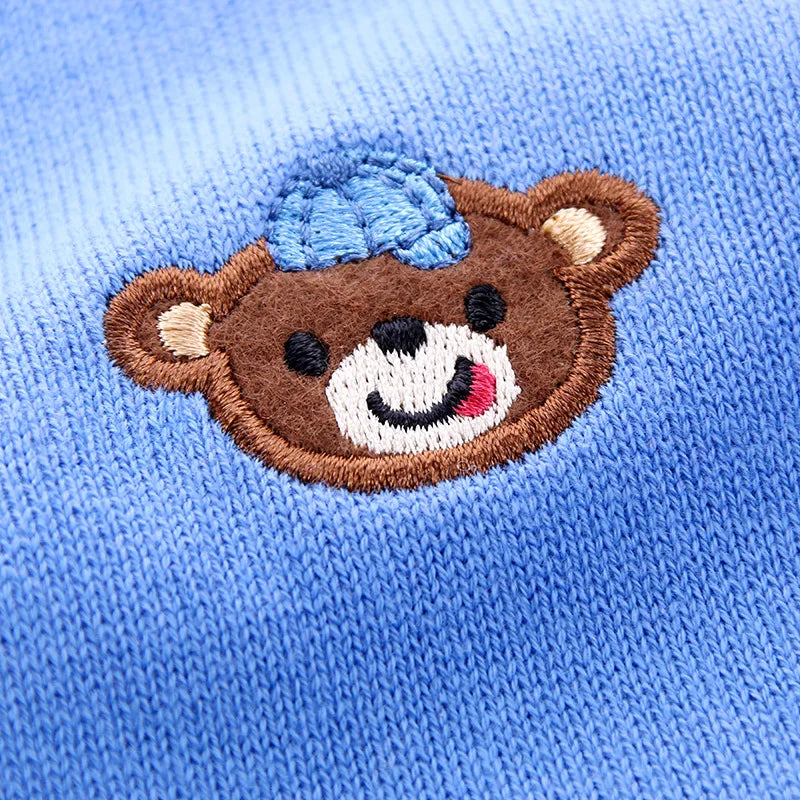 CozziWear – Warm & Trendy – Strickjacke mit Bären