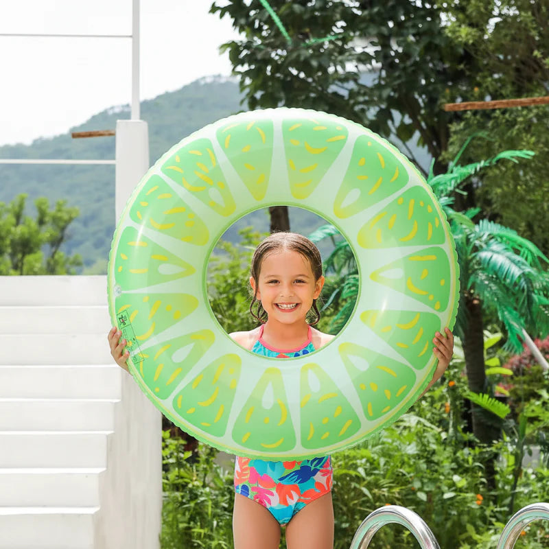 SunSplash – Tropisch & gemütlich – Schwimmring mit tropischen Früchten